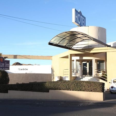American Inn Hotel & Suites Parral Екстер'єр фото