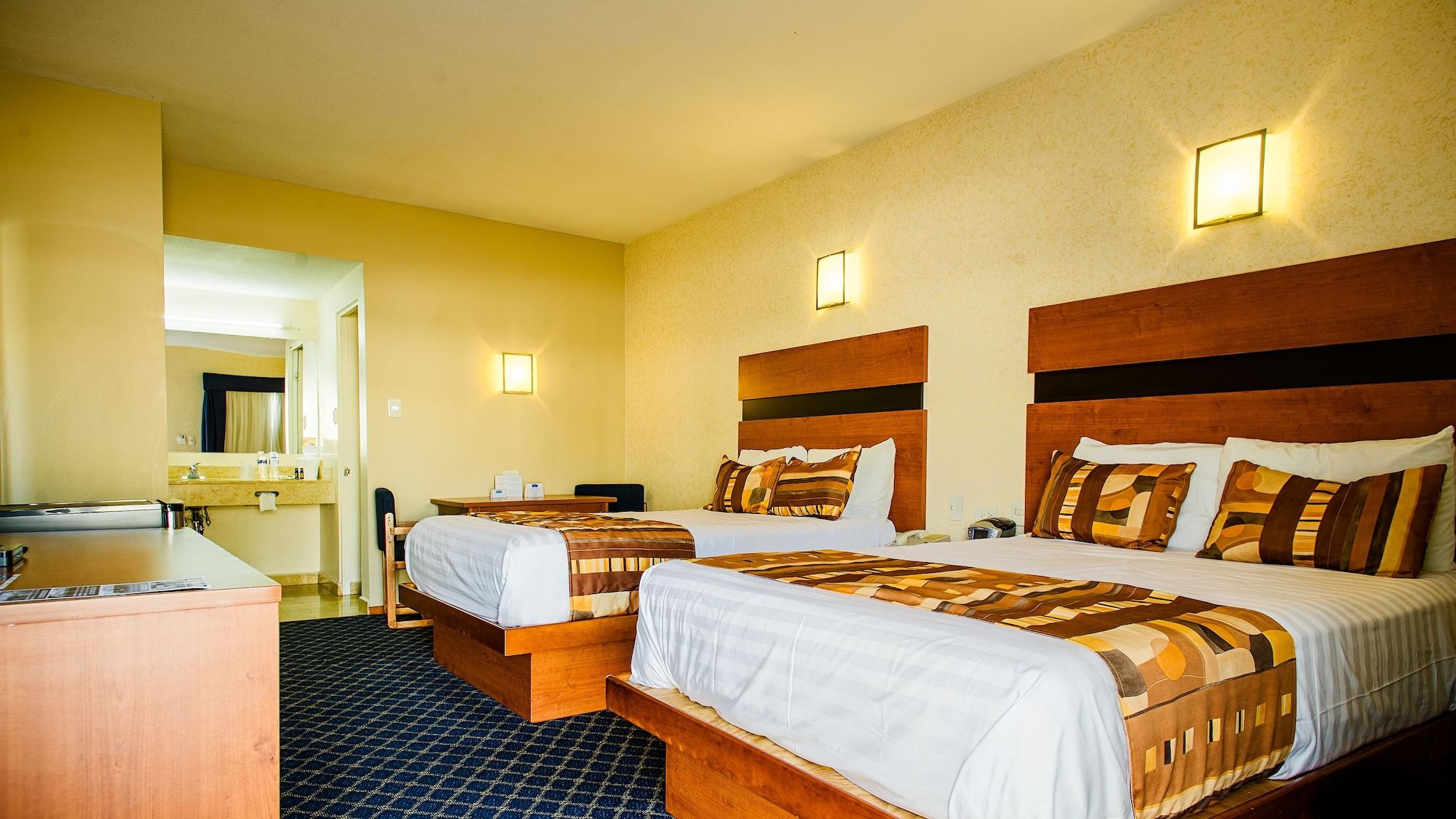 American Inn Hotel & Suites Parral Екстер'єр фото