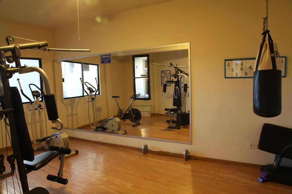 American Inn Hotel & Suites Parral Екстер'єр фото